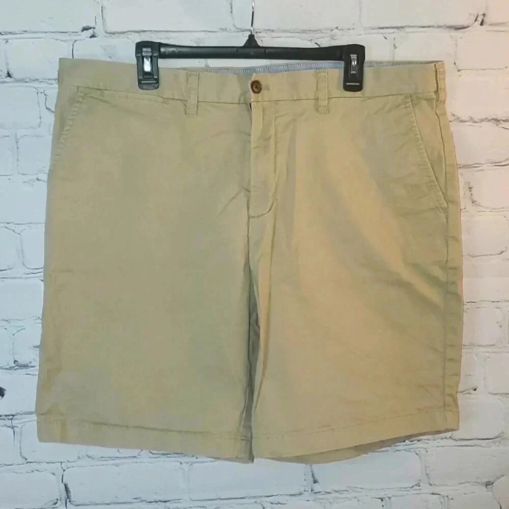 Tommy Hilfiger‎ Shorts Flat Front Size 40